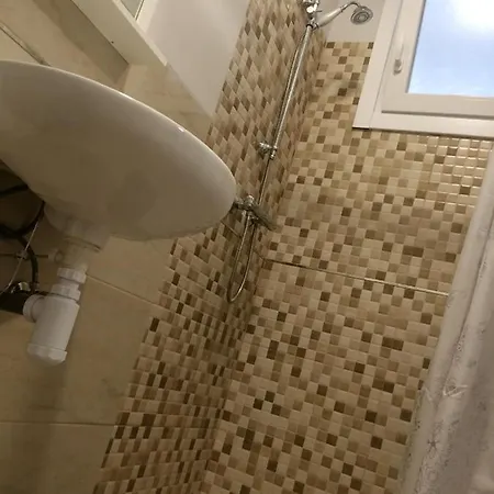El Patio De Fran Y Elena 3 *